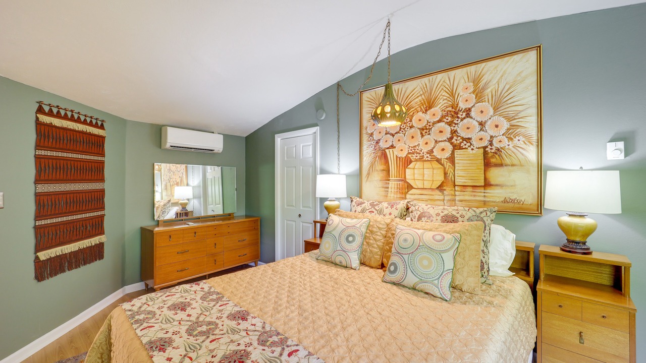 Photo of Bedroom in Mill Ridge