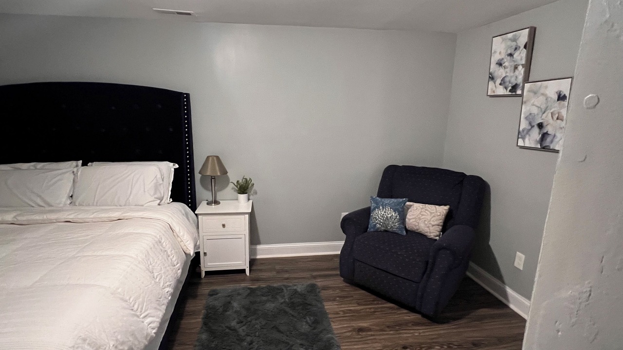 Photo of Bedroom in Overlea