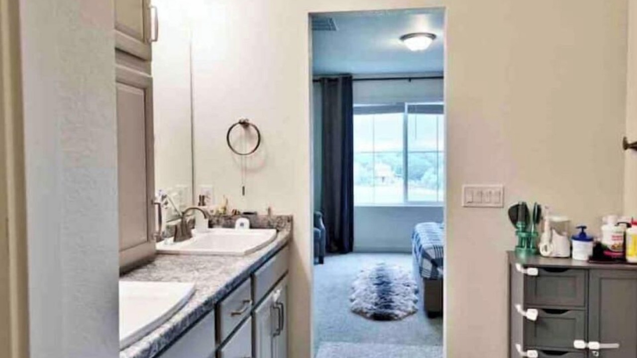 Photo of Bathroom in Green Valley Ranch