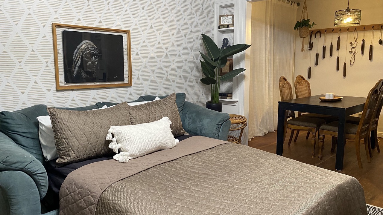 Photo of Bedroom in Cheyenne Canyon
