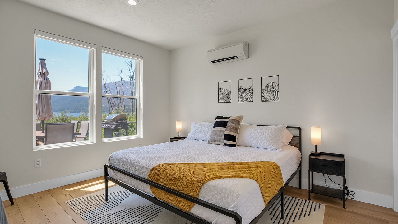 Photo of Bedroom in Detroit