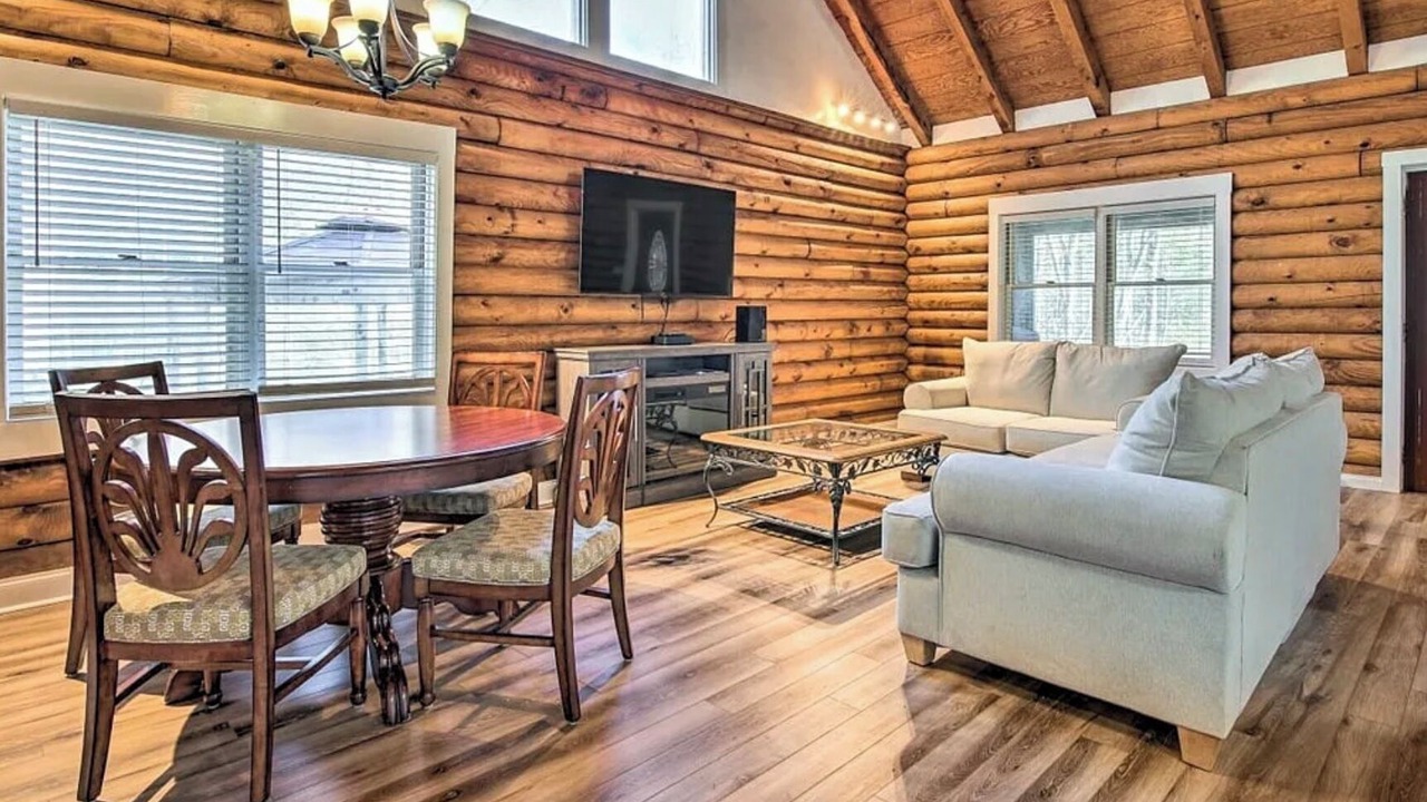 Photo of Livingroom in Gatlinburg