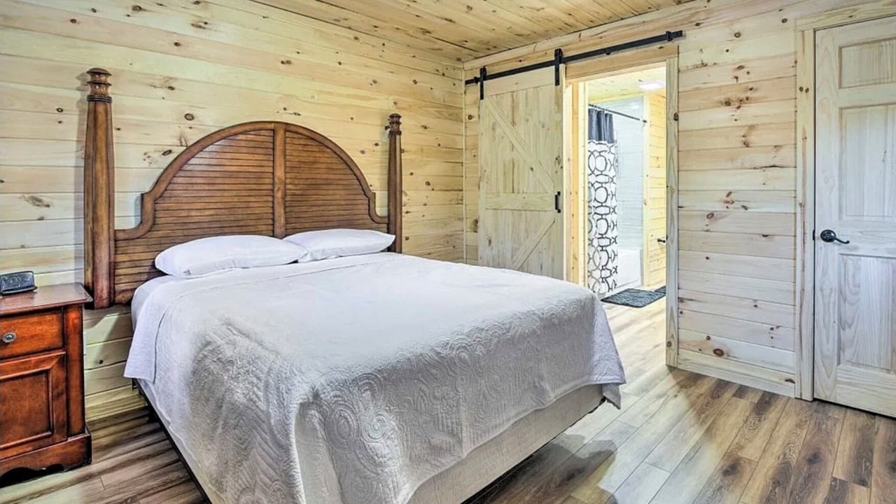 Photo of Bedroom in Gatlinburg