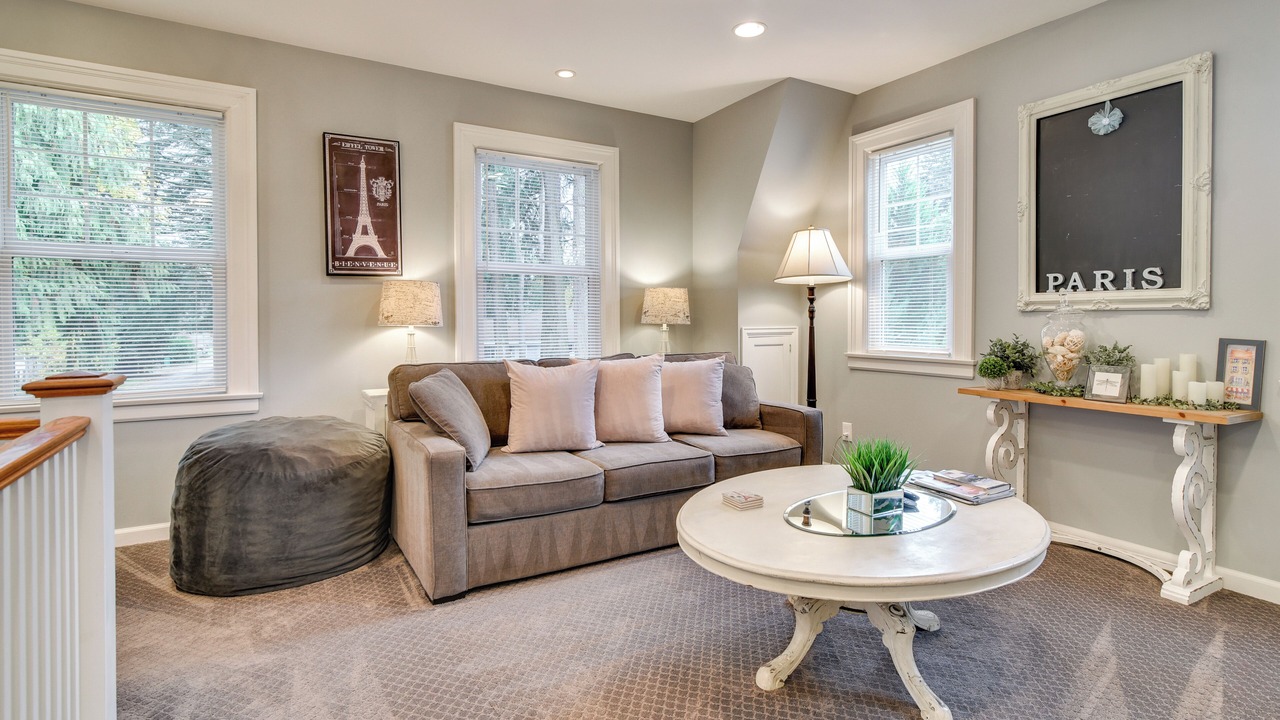 Photo of Bedroom in Oak Grove