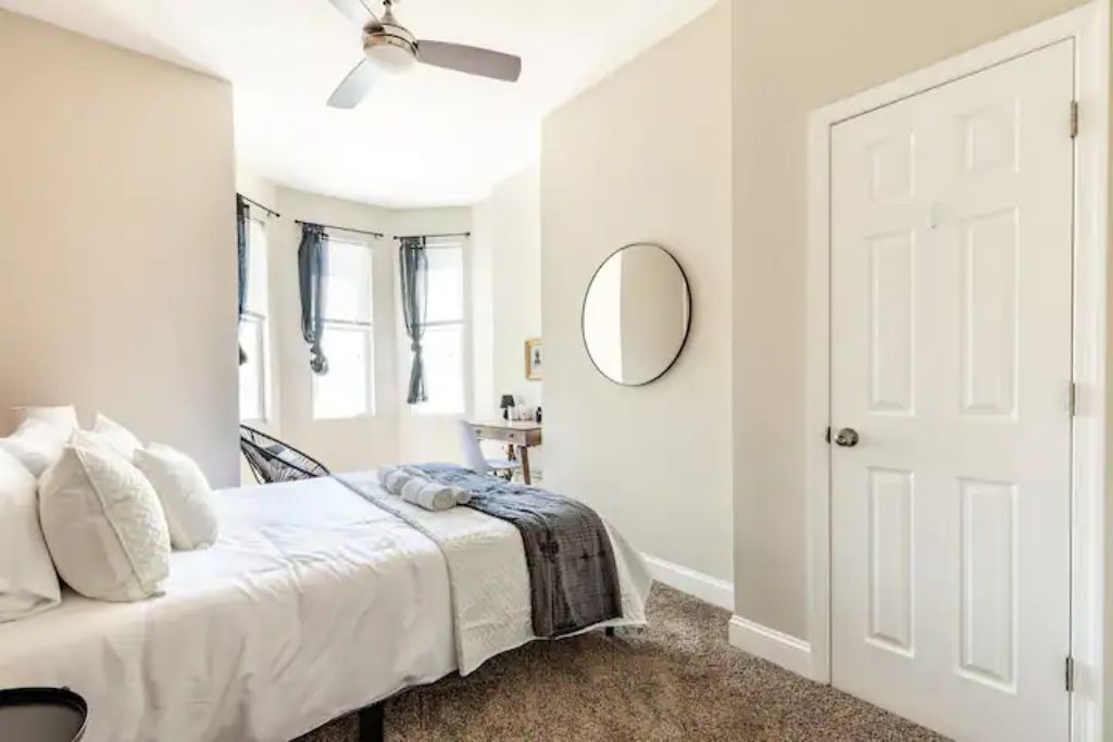 Photo of Bedroom in Downtown Baltimore