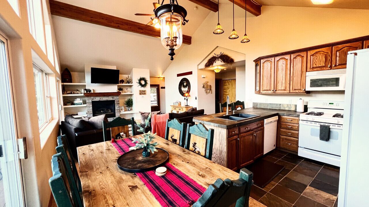 Photo of Bedroom in Green Mountain Falls