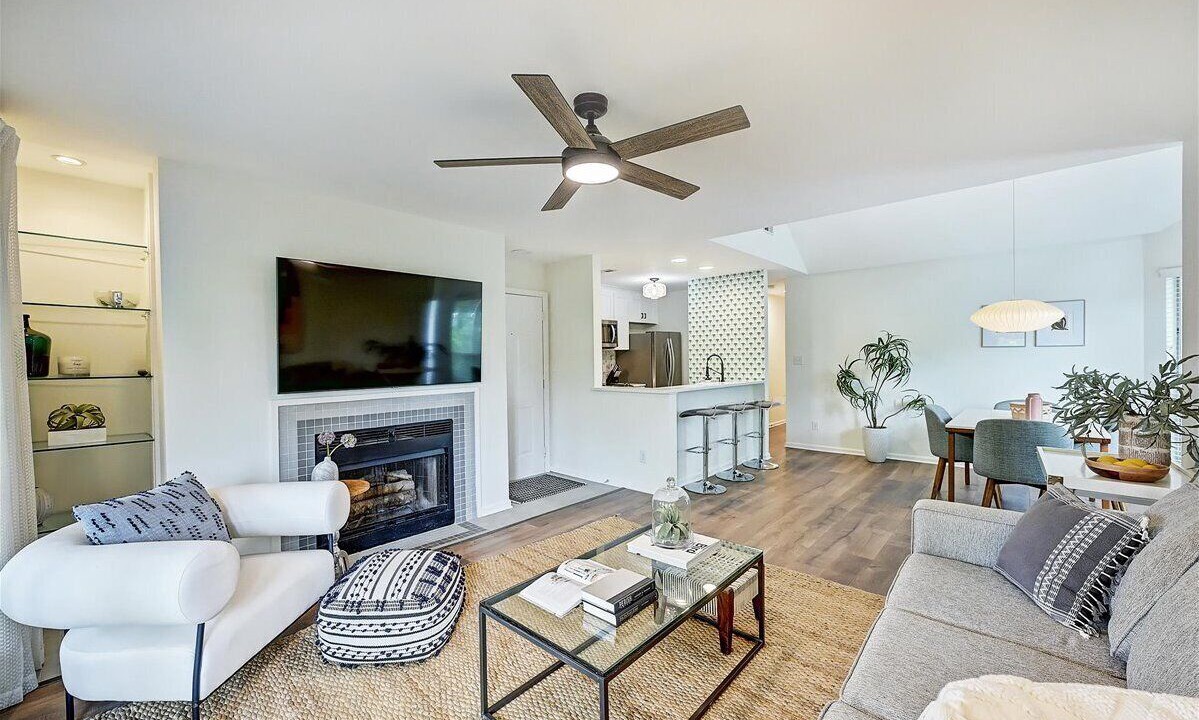 Photo of Livingroom in Fourth Ward