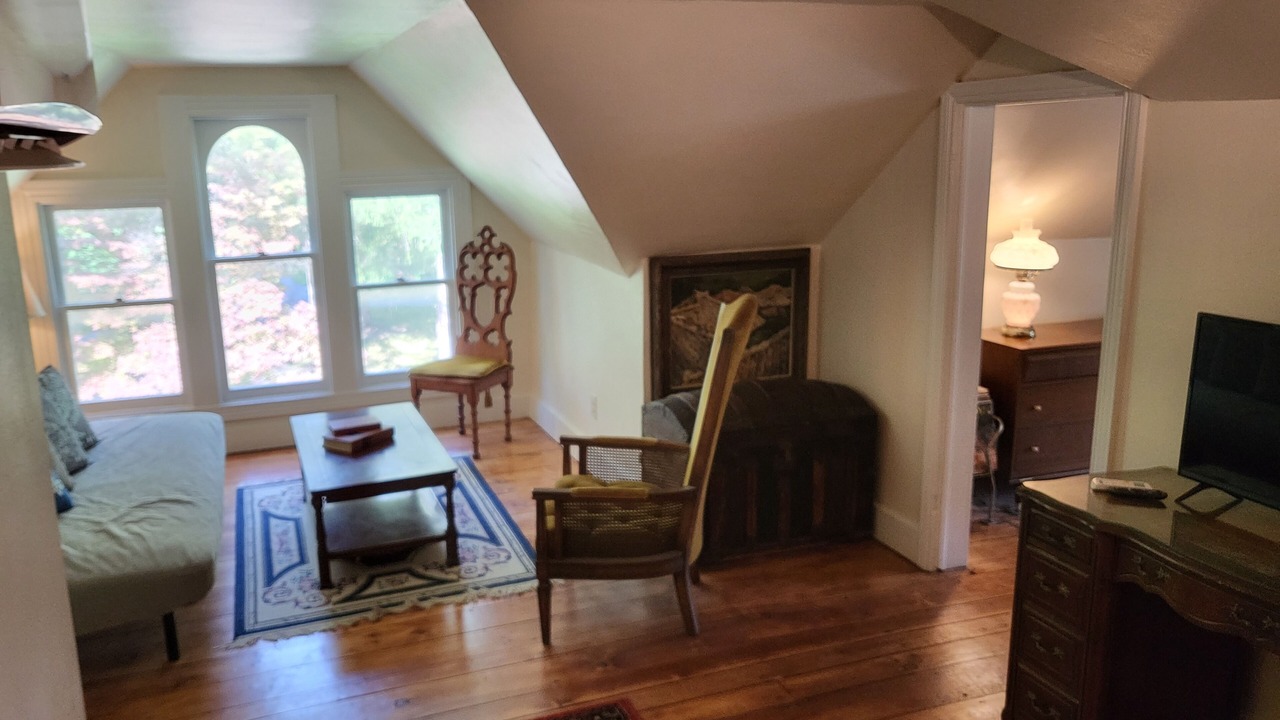 Photo of Livingroom in Frederick