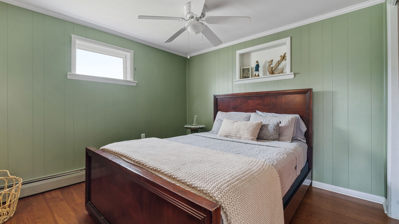 Photo of Bedroom in Rock Hall