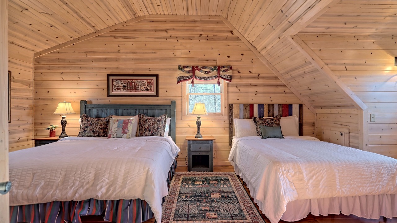 Photo of Bedroom in Blairsville