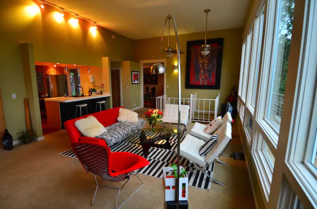 Photo of Livingroom in Roseburg