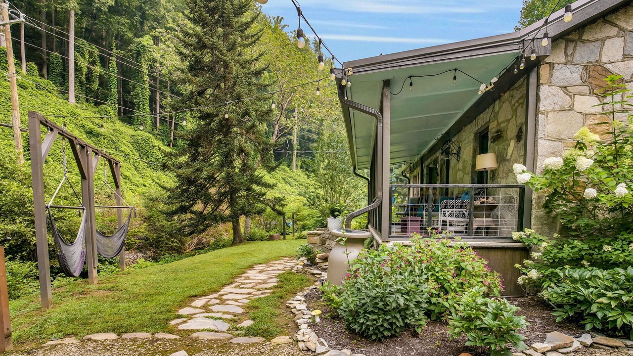 Photo of Patio Balcony in Skyland