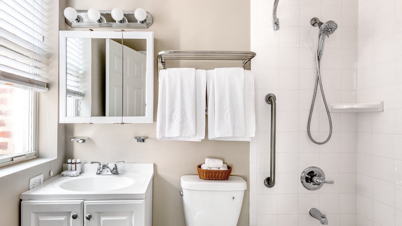 Photo of Bathroom in Adams Morgan