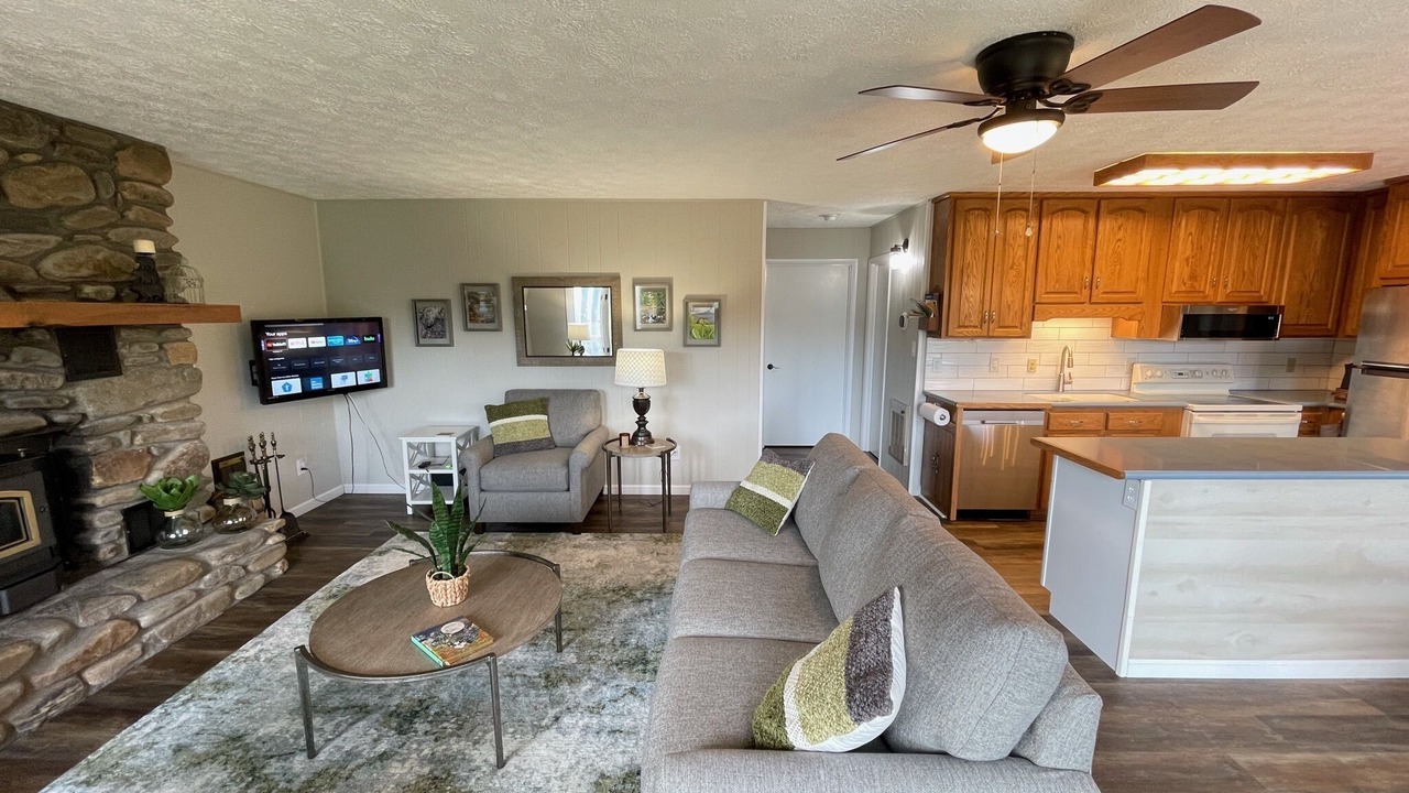 Photo of Bedroom in Burnsville