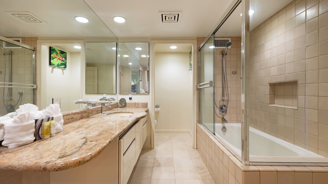 Photo of Bathroom in Wailea