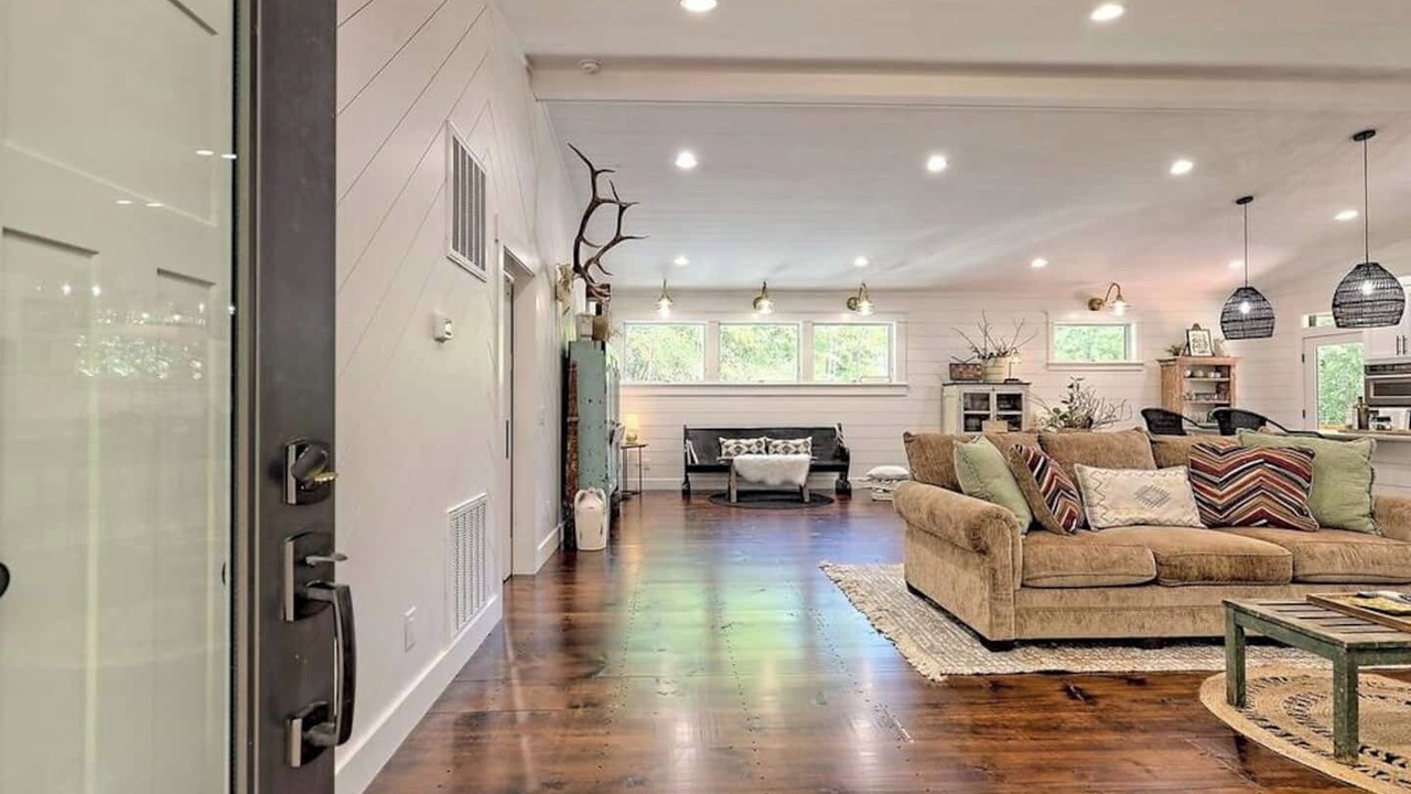 Photo of Livingroom in Hayesville