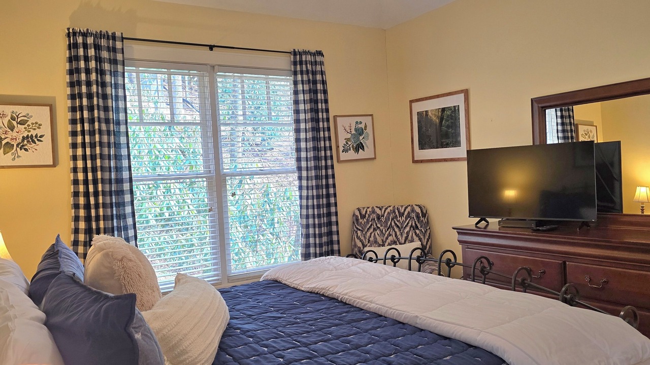 Photo of Bedroom in Foscoe