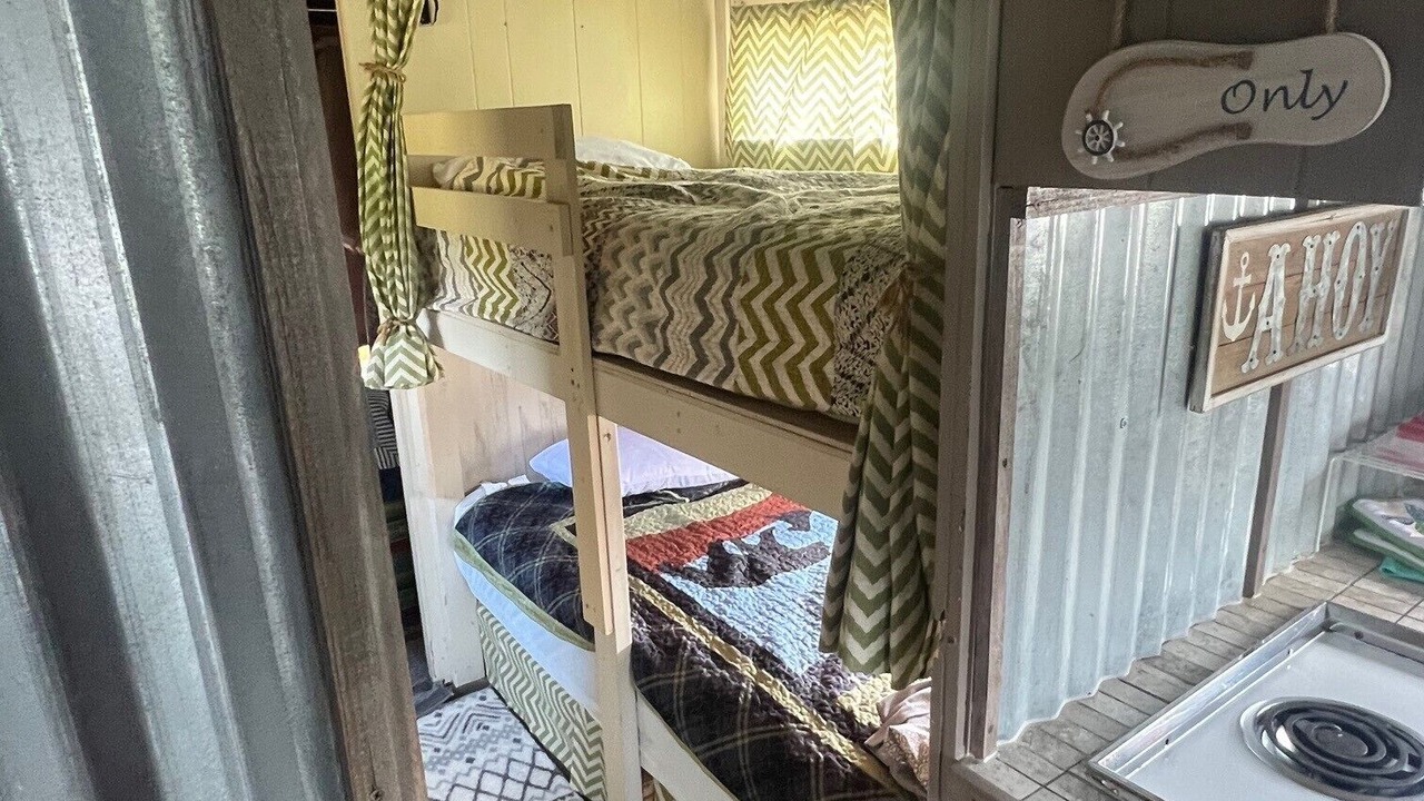 Photo of Bedroom in Salem