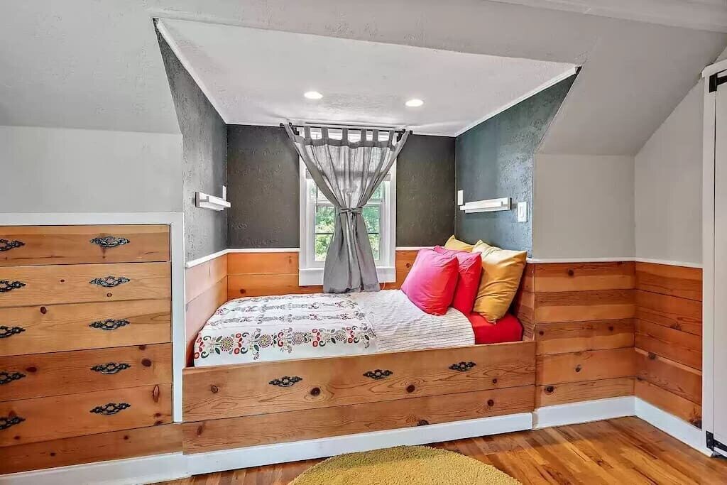 Photo of Bedroom in Medford