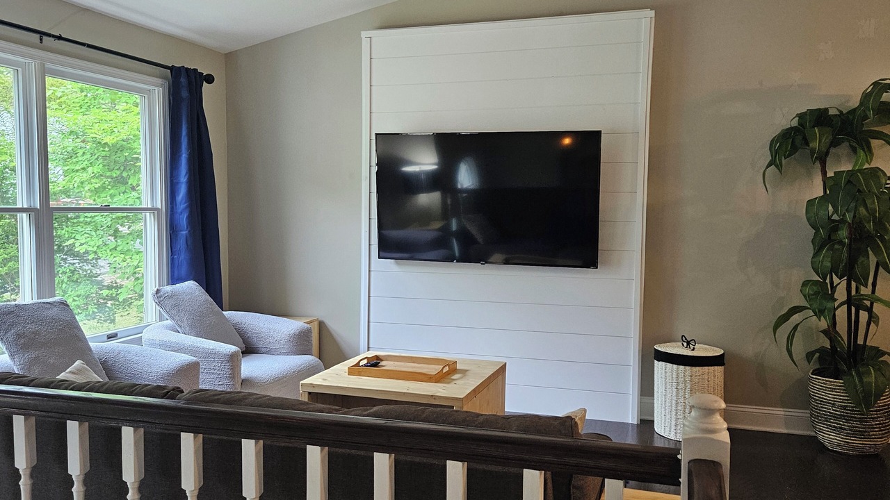 Photo of Livingroom in Cape Saint Claire