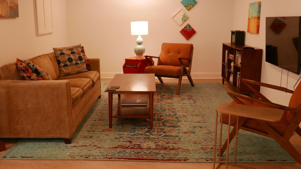 Photo of Livingroom in Hosford-Abernethy