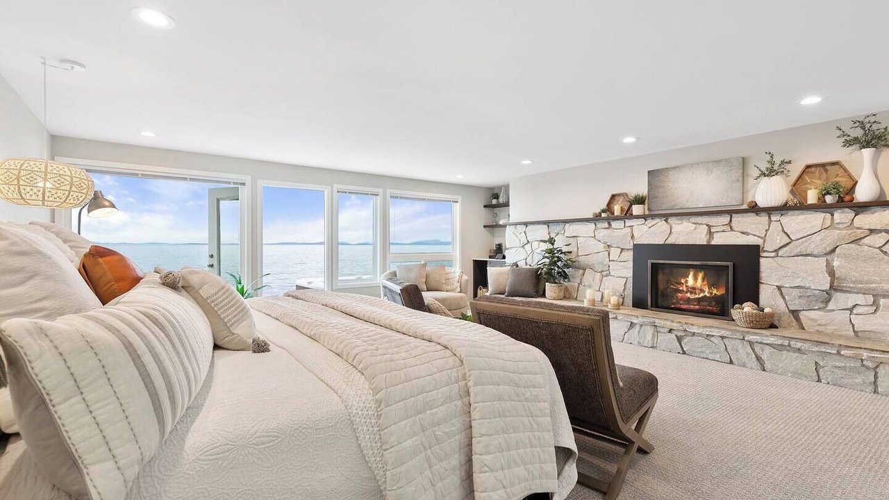 Photo of Livingroom in Oak Harbor