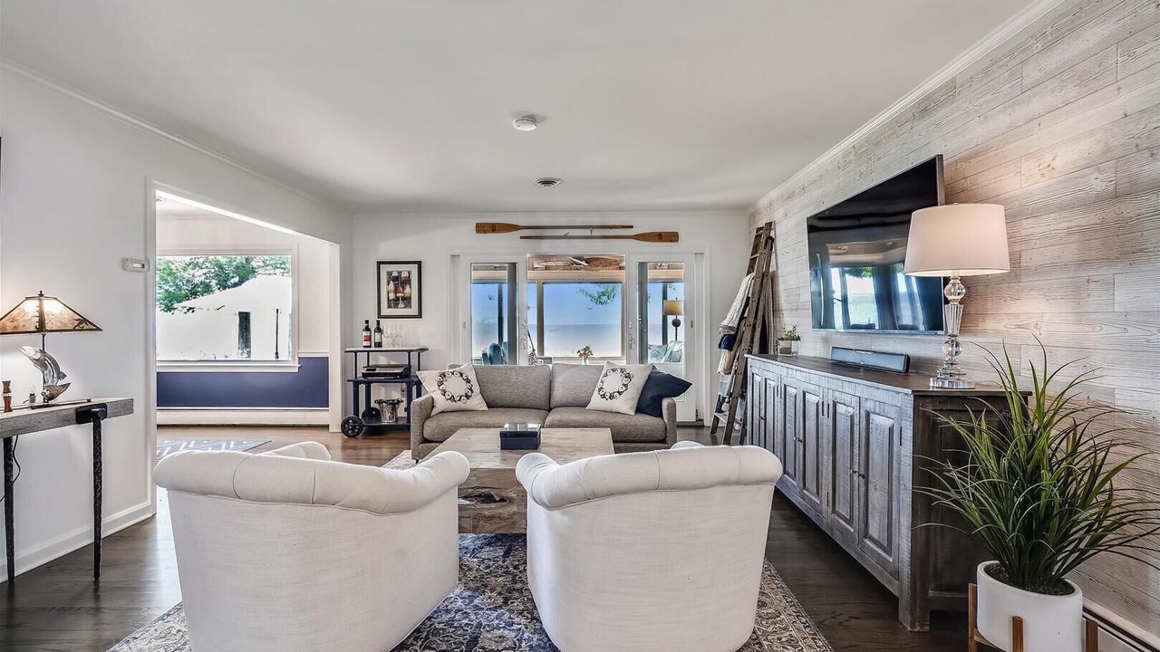 Photo of Livingroom in St. Michaels