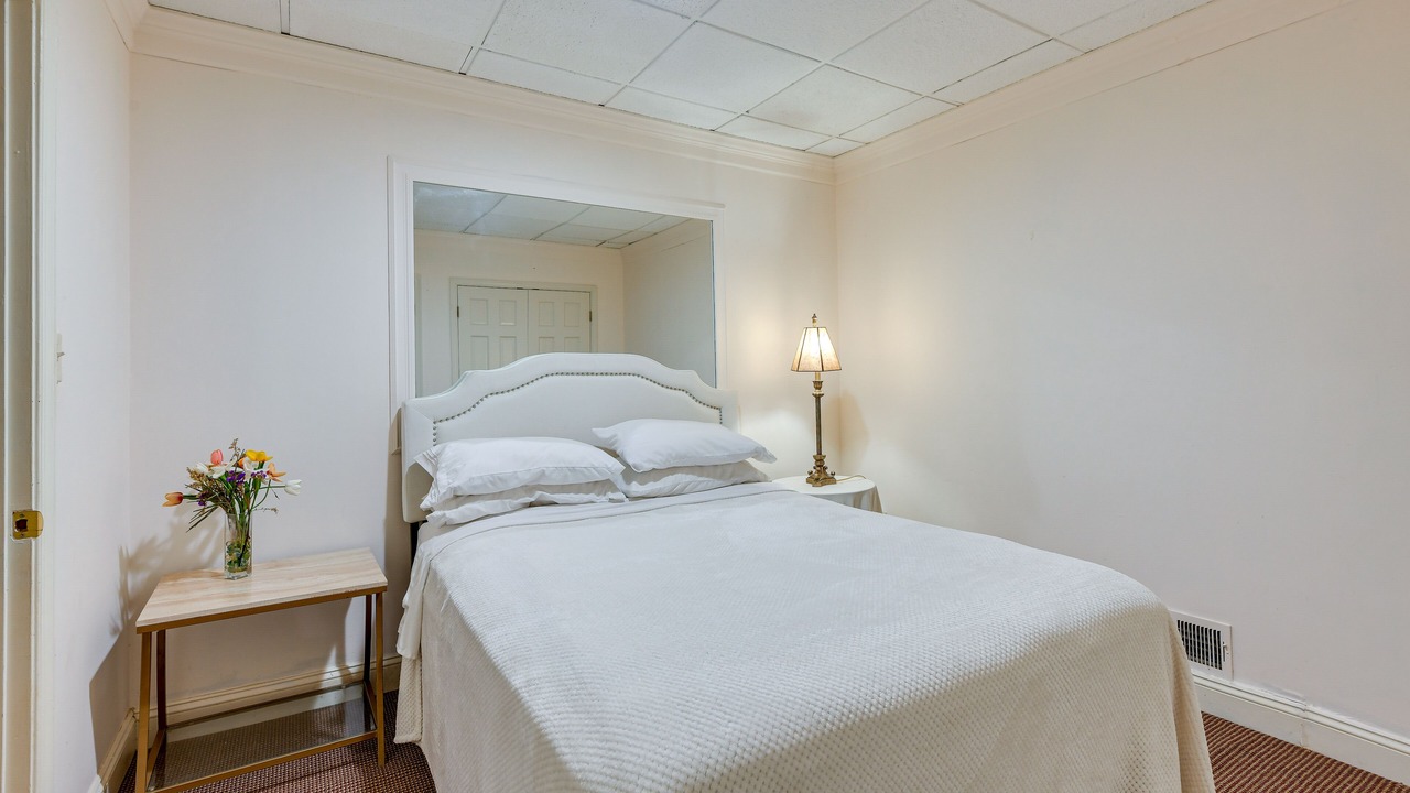 Photo of Bedroom in Long Green