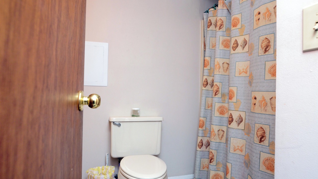 Photo of Bathroom in Caine Woods