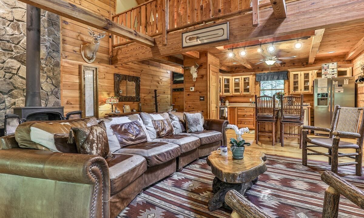 Photo of Bedroom in East Ellijay