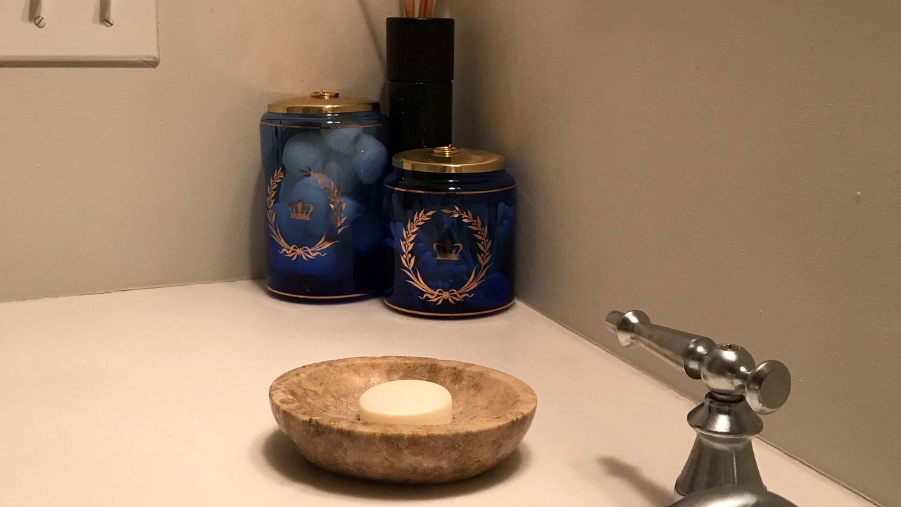Photo of Bathroom in Pantigo Road Historic District