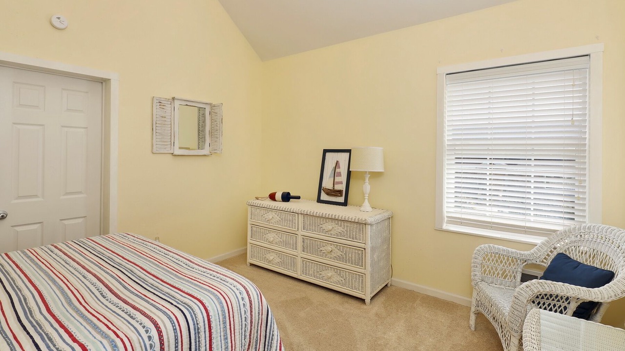 Photo of Bedroom in Pacific Beach