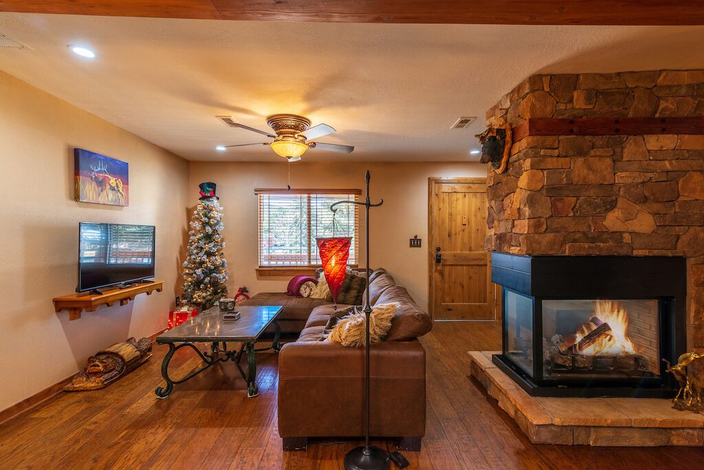 Photo of Livingroom in Woodland Park