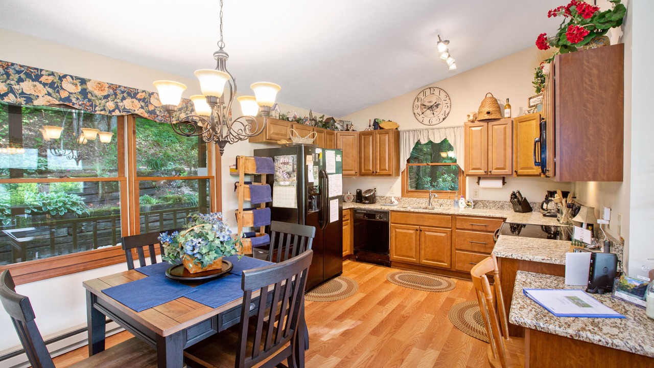 Photo of Bedroom in Maggie Valley
