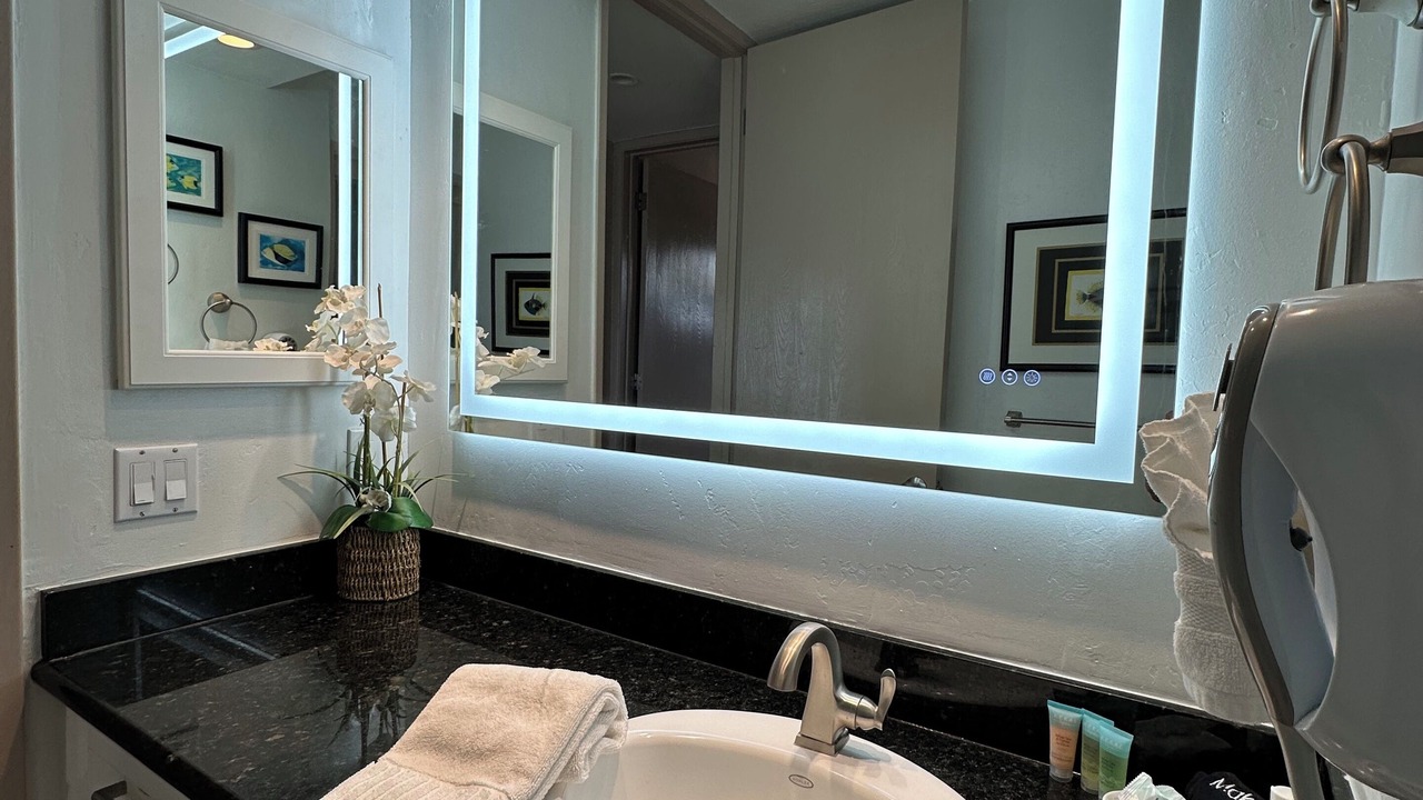 Photo of Bathroom in Honokowai