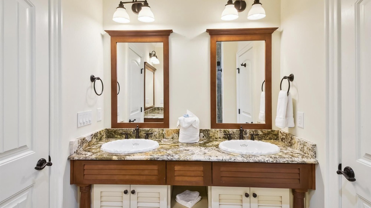 Photo of Bathroom in Cherry Grove Beach