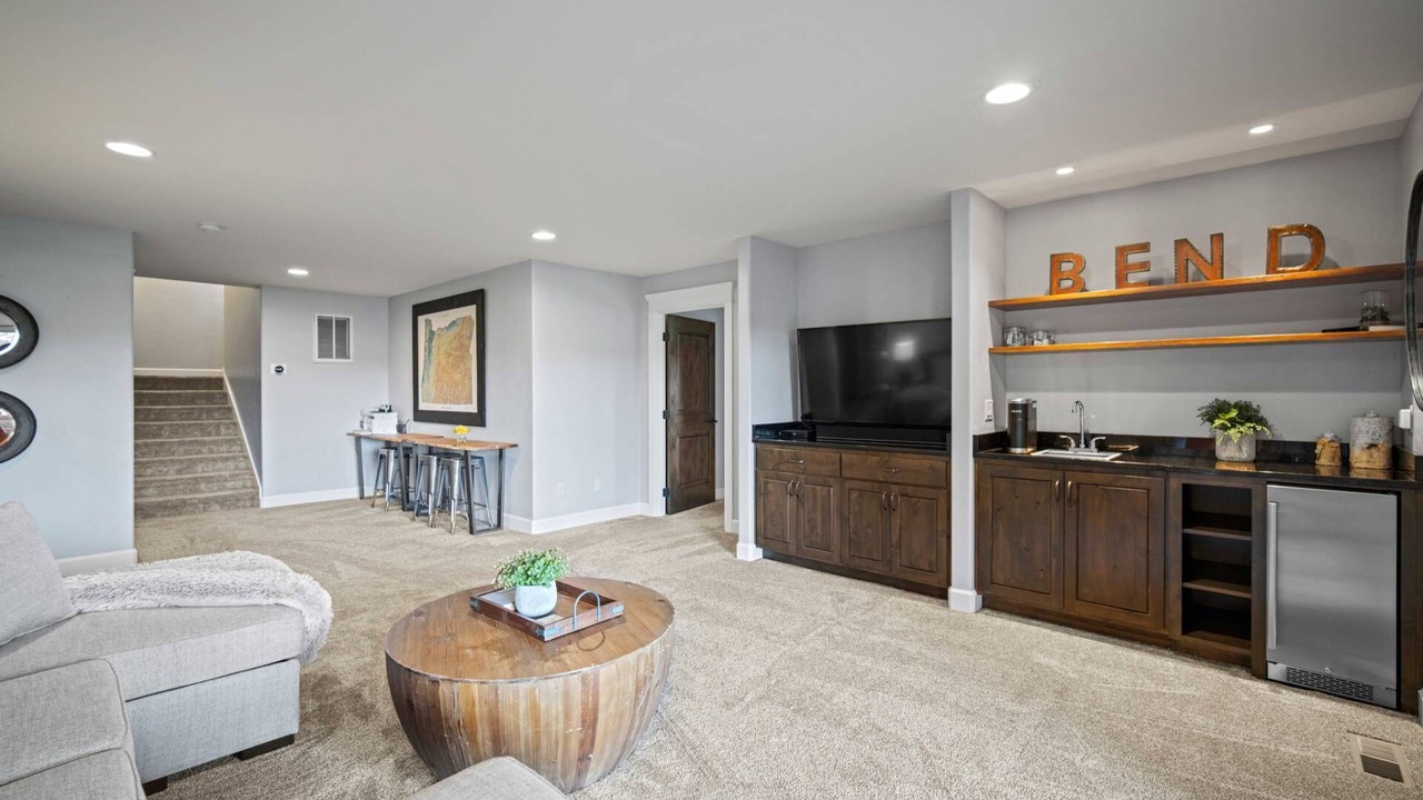 Photo of Livingroom in Southern Crossing