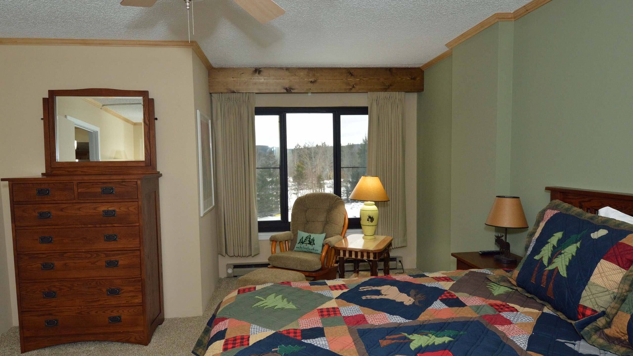 Photo of Bedroom in Snowshoe