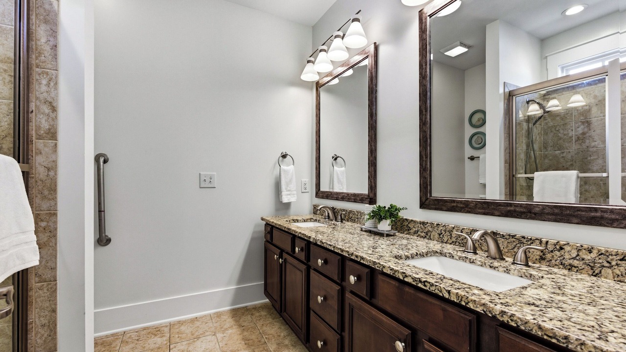 Photo of Bathroom in Windy Hill