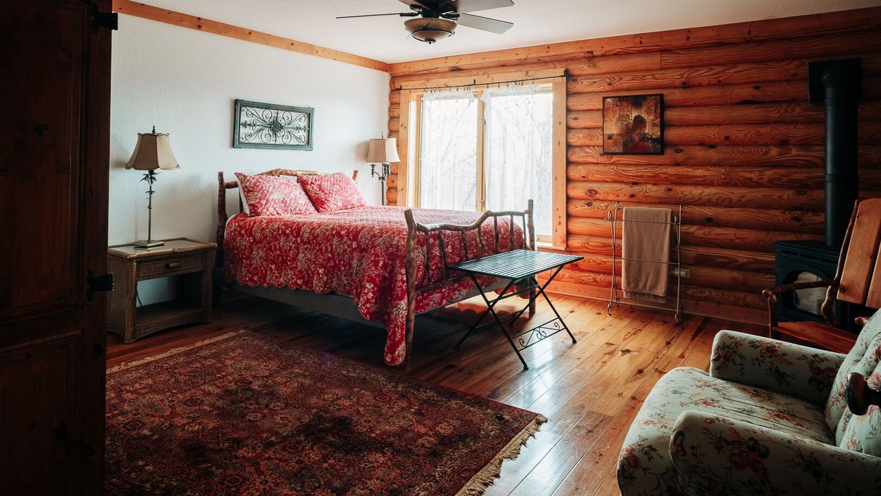 Photo of Bedroom in Asheville