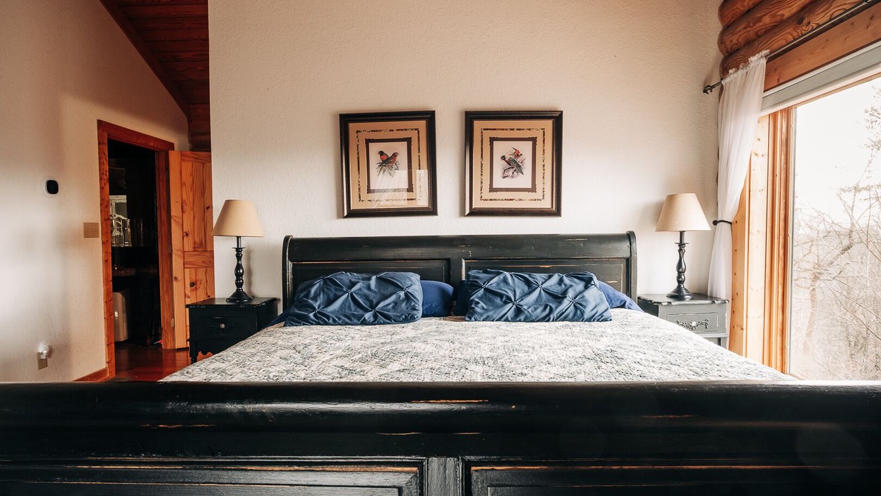 Photo of Bedroom in Asheville