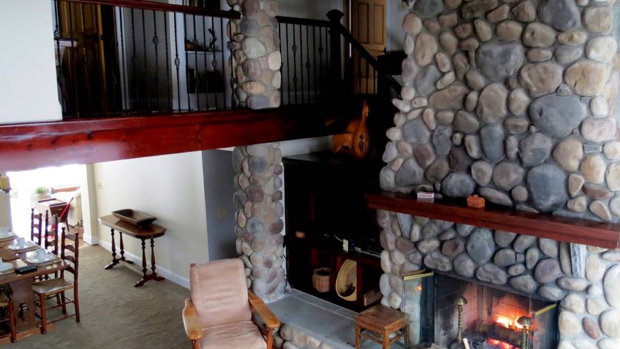 Photo of Livingroom in Warrensburg