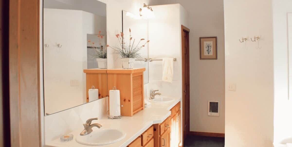 Photo of Bathroom in Victor