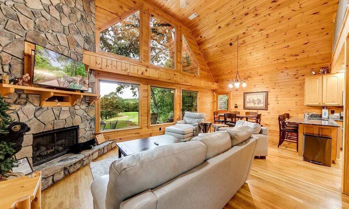 Photo of Livingroom in Helen