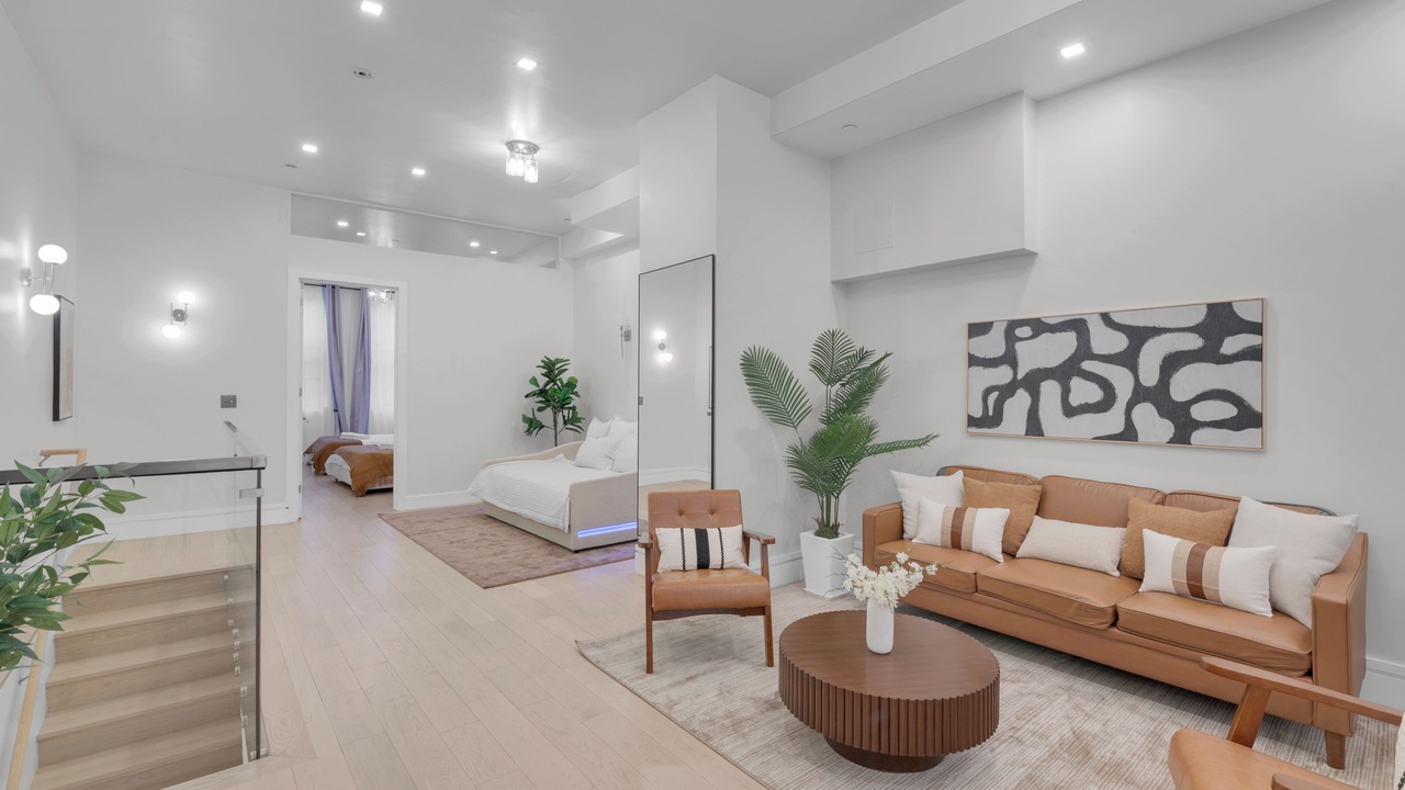Photo of Livingroom in Hell's Kitchen