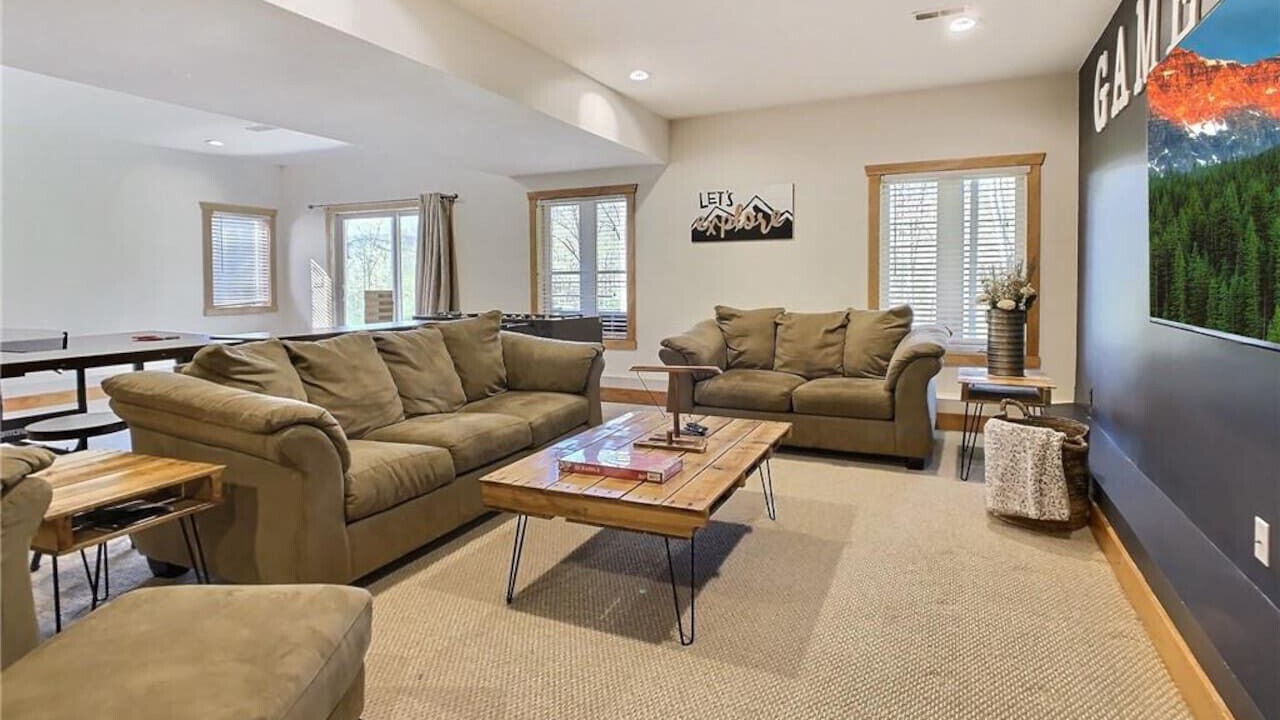 Photo of Livingroom in Great Valley