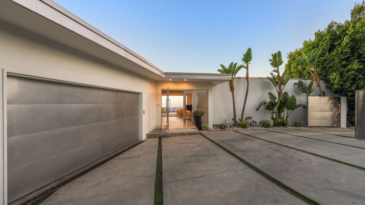 Photo of Outdoor in Beverly Glen