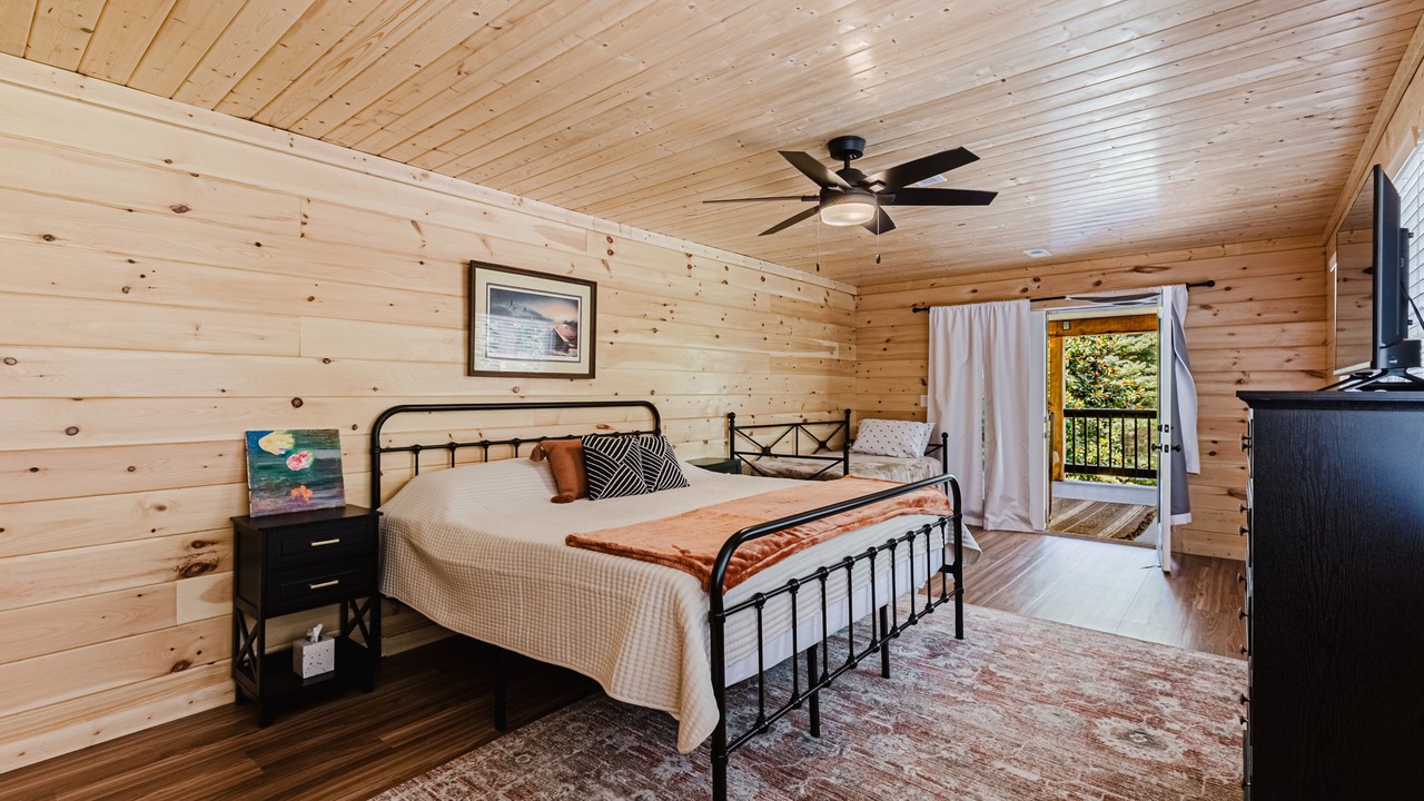 Photo of Bedroom in Whittier