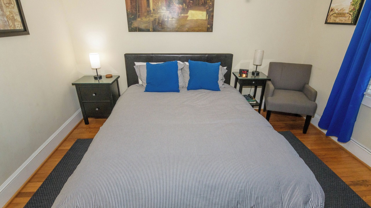 Photo of Bedroom in Plaza Midwood