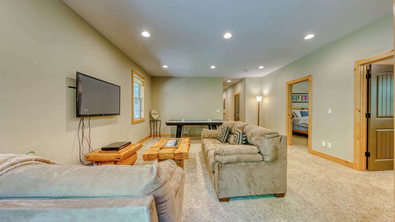 Photo of Livingroom in Government Camp